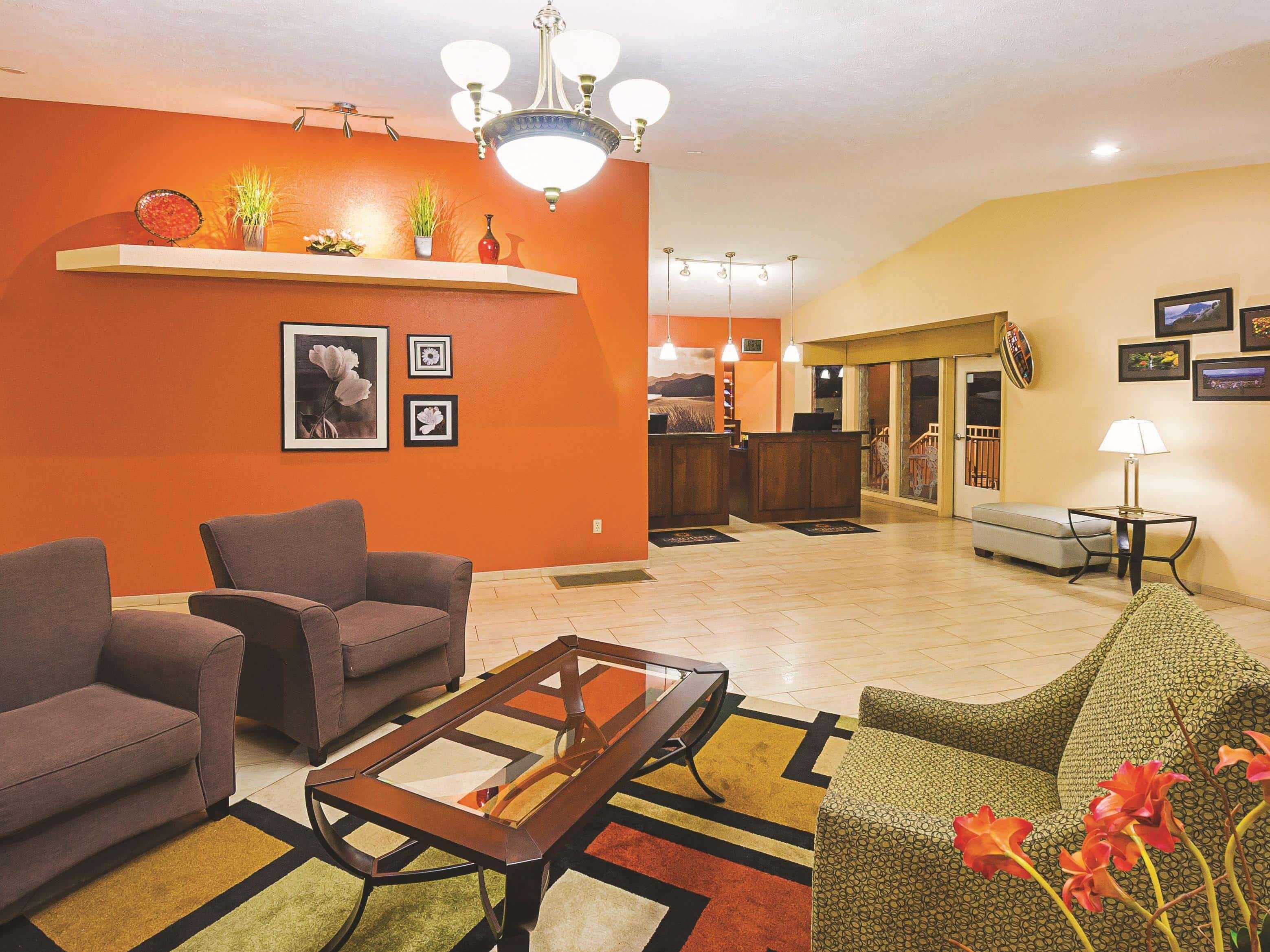 La Quinta By Wyndham Woodburn Hotel Eksteriør billede