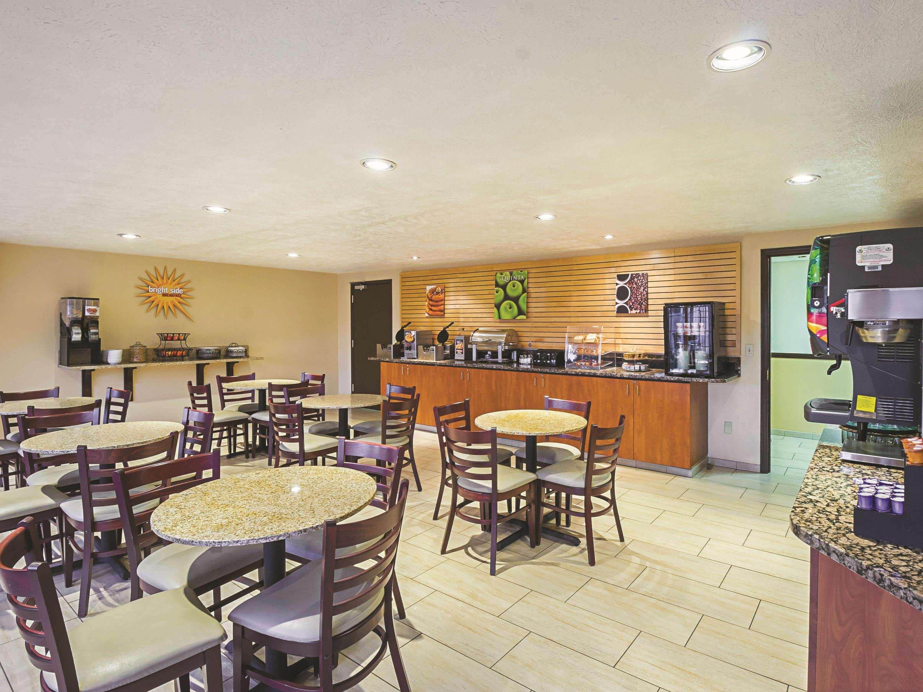 La Quinta By Wyndham Woodburn Hotel Eksteriør billede